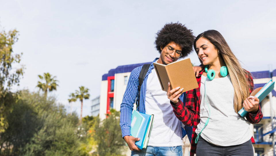 2148093475 study abroad consultants in delhi ncr